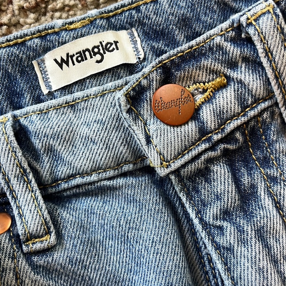 Wrangler high rise straight fit - Picture 3 of 5